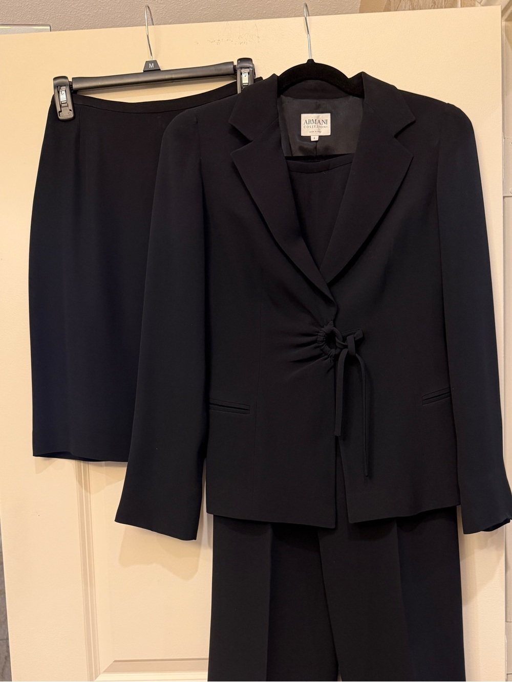 Armani Collezioni 3 pc 100% Silk Black Suit Set Jacket Skirt Trousers Wrap 6/42